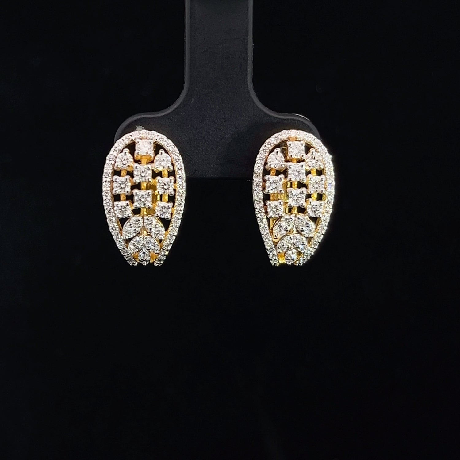 Mariana Diamond Earring